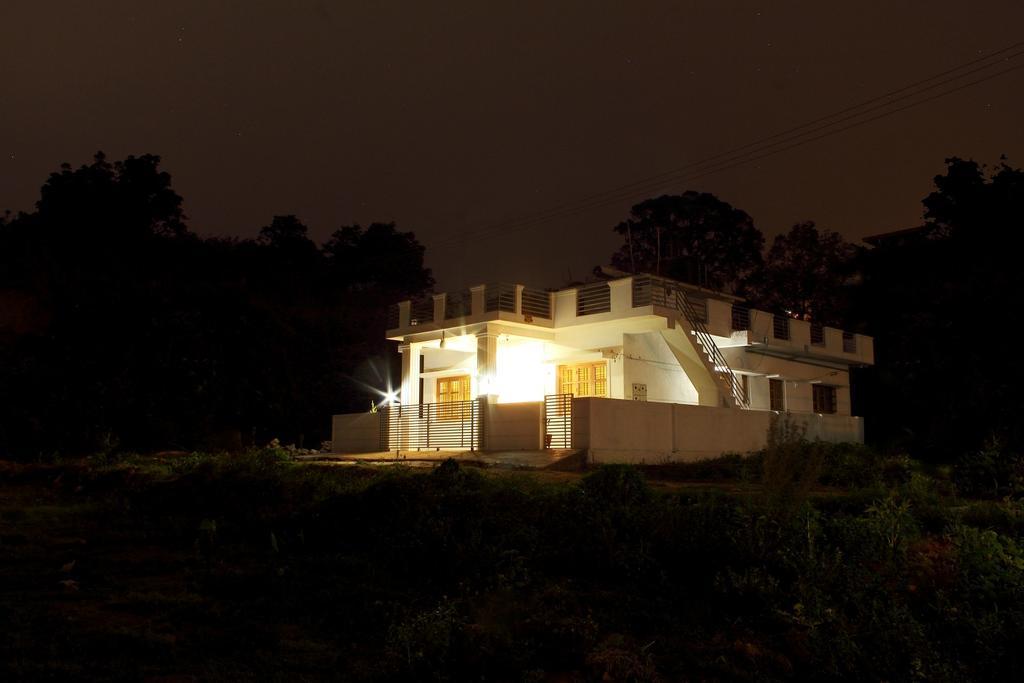 מדיקרי Coorg Rahul Villa מראה חיצוני תמונה